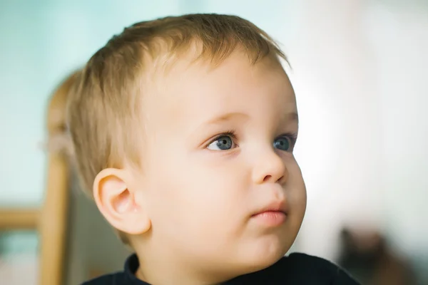 Liten pojke barn småbarn — Stockfoto