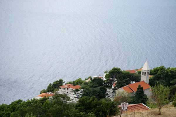 Mountain village on seacoast — Stock Photo, Image