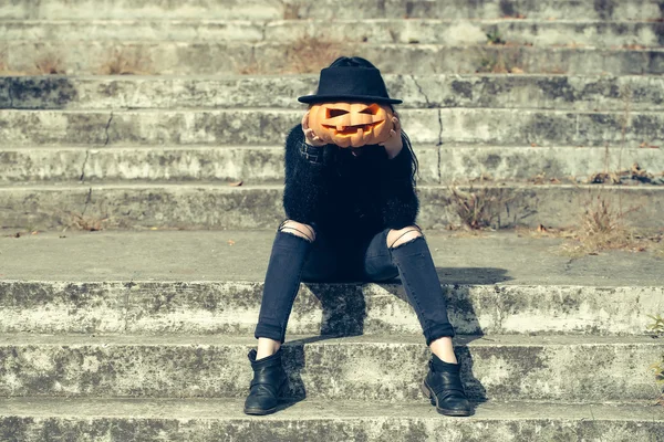 Tök Halloween lány — Stock Fotó