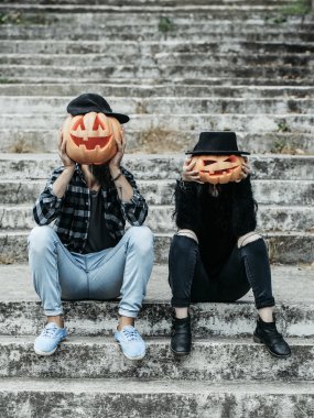 Halloween çift kabak ile