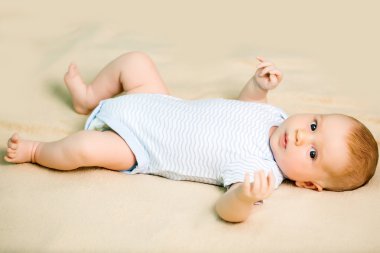 Romper çocukta şirin bebek