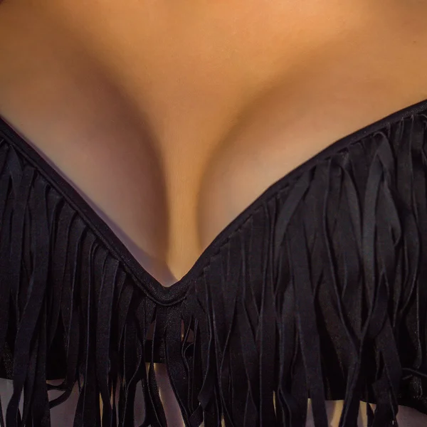 Kobiece piersi z sexy dekolt — Zdjęcie stockowe