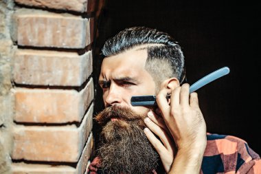 Hipster ustura ile kesme