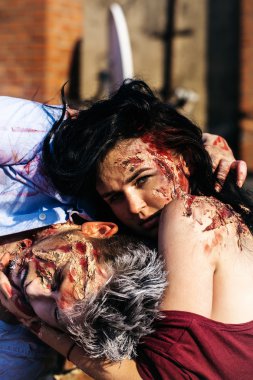 Cadılar Bayramı zombi Çift