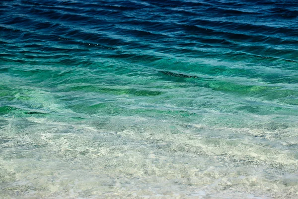 Блакитне море або океанська вода — стокове фото