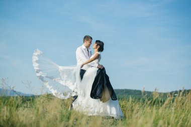 damat ve gelin yaz alan