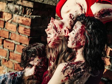 Cadılar Bayramı zombi insanlar