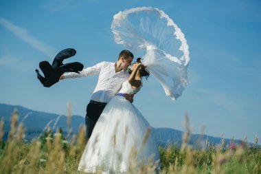 damat ve gelin yaz alan