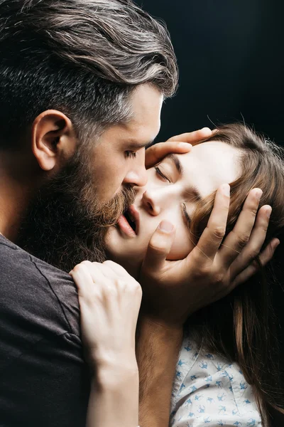 Сексуальные поцелуи — стоковое фото