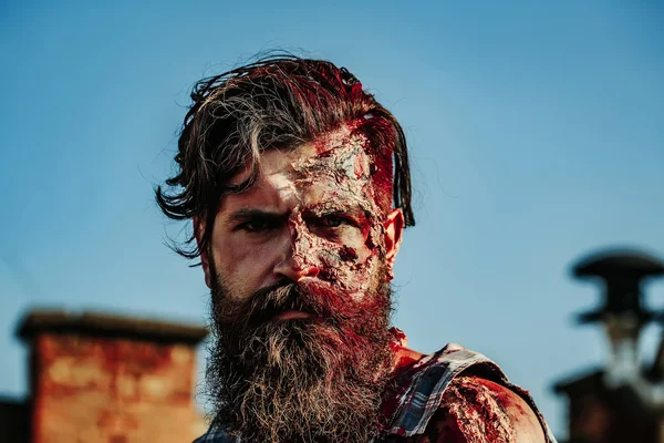 Homem zombie barbudo — Fotografia de Stock