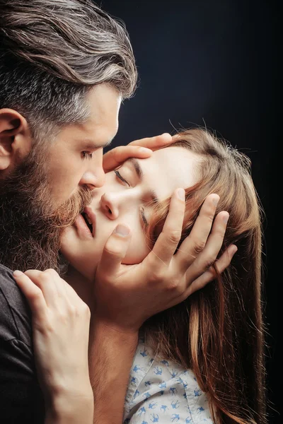 Сексуальные поцелуи — стоковое фото