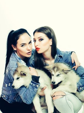 denim husky ile kız