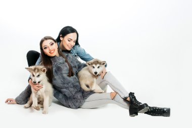 denim husky ile kız