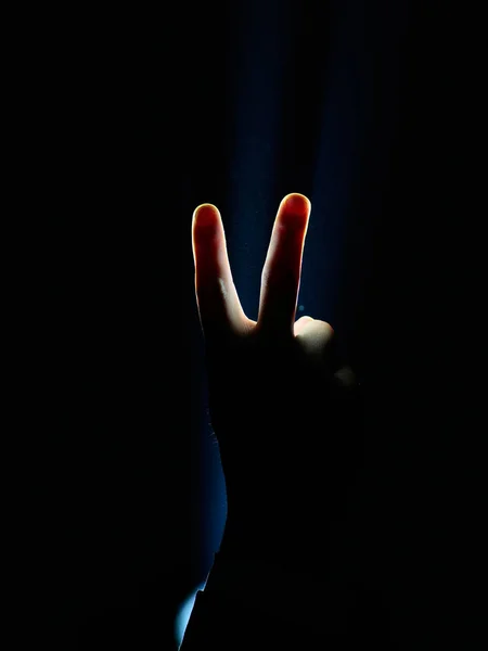 Gesto de la mano en el centro de atención — Foto de Stock
