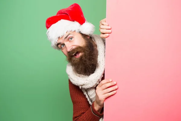 Різдвяний чоловік у капелюсі Санта — стокове фото
