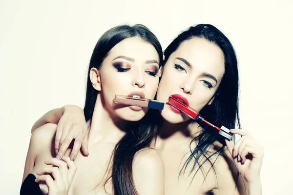 Sexy vrouwen met lippenstift geïsoleerd — Stockfoto
