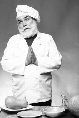 Adam aşçı kabak ile