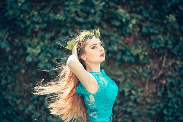 Pretty girl in blue dress — Stock Photo, Image