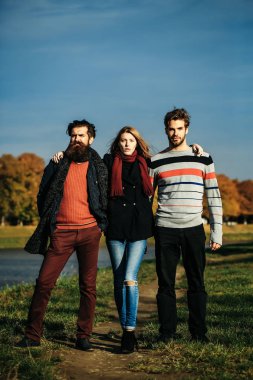 Gençler sonbahar Park