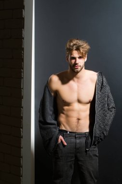 seksi kas sakallı adam