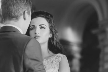 Genç gelin kadın esmer