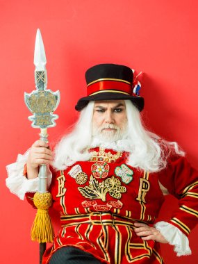 Komuta sizde beefeater kaşlarını