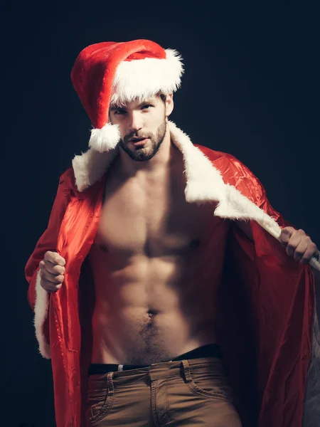 Guapo muscular navidad santa man —  Fotos de Stock