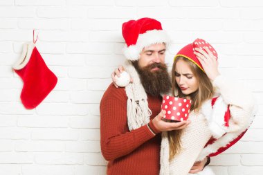 Genç Noel çift üzgün