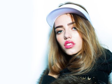 şapkalı seksi güzel kız