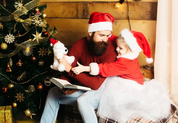 Natale barbuto padre e ragazza — Foto Stock