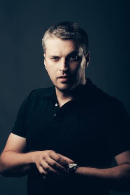 seksi yakışıklı adam gözetimimde el ile