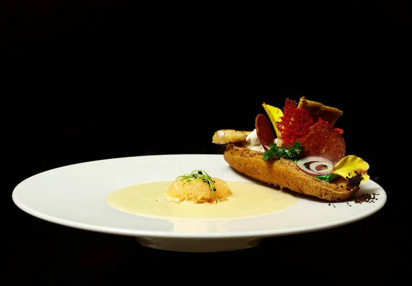 Filete de pescado con sopa — Foto de Stock