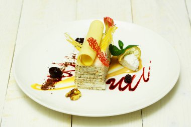 Gofret rulo ile lezzetli pasta