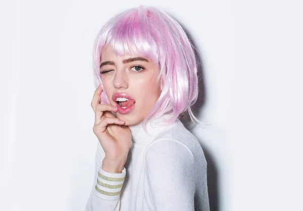 Pretty girl in pink hair wig — Stock Photo, Image