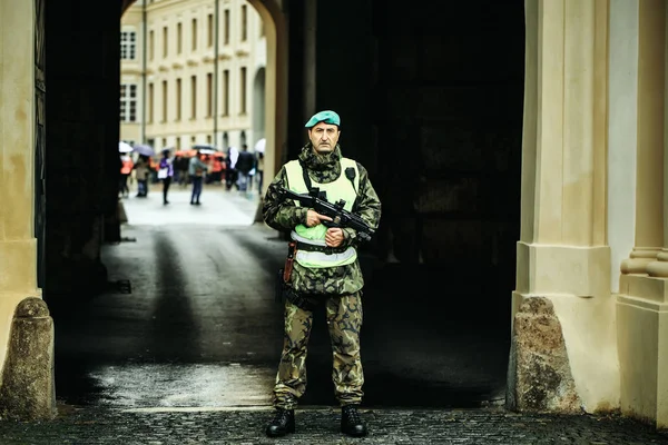 Military or police officer patrols in Peking, China — Stock Photo, Image