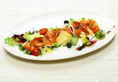 Lezzetli kırmızı balığı ya da somon