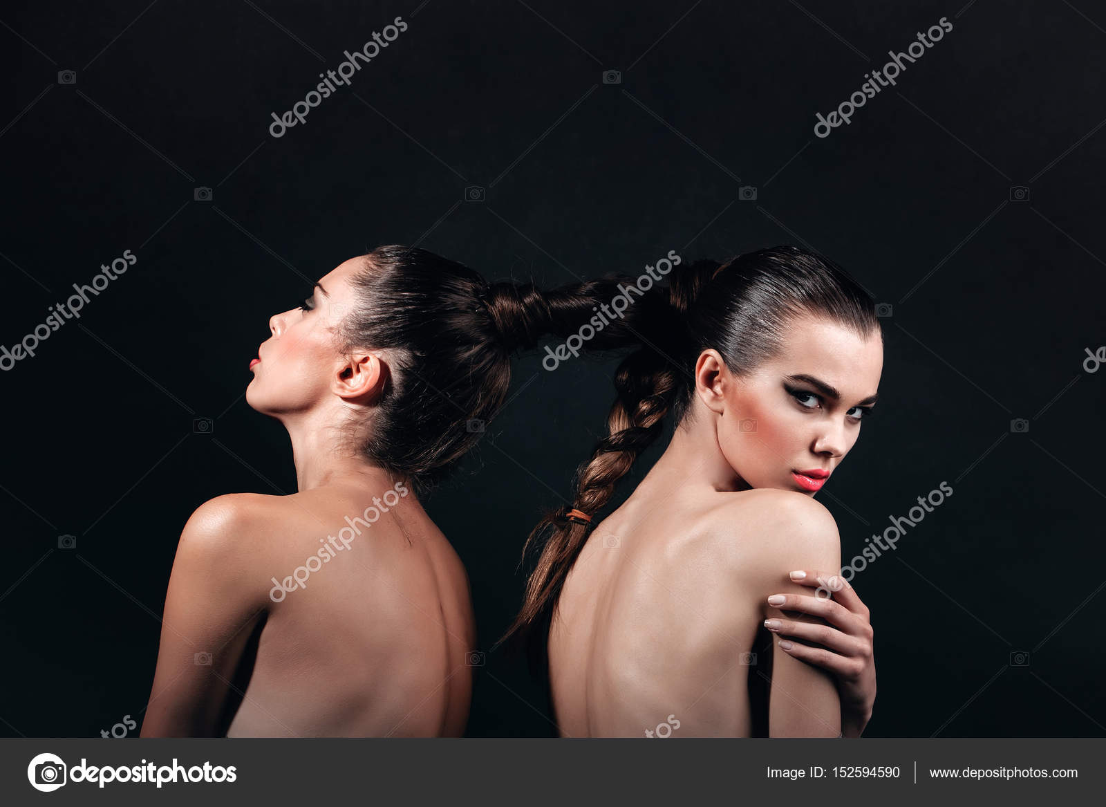 Sexy zwarte naakte lesbiennes