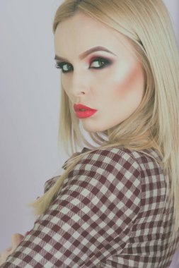 makyaj moda ceket veya ceket ile güzel kadın