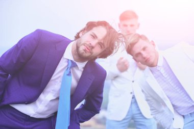 iş moda, beyaz ve mavi kıyafet, gençlerin pazarlama