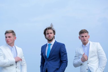 iş moda, beyaz ve mavi kıyafet, gençlerin pazarlama