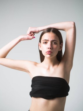 kadın sevimli yüzü, genç, saf deri, hiçbir makyaj