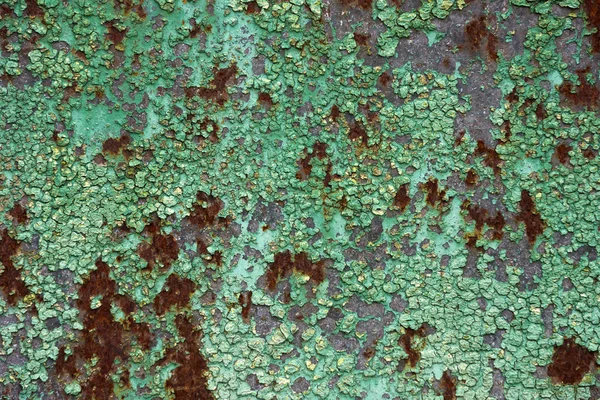 Oberflächenstruktur rostiger Metallplatten mit alter grüner Farbe — Stockfoto