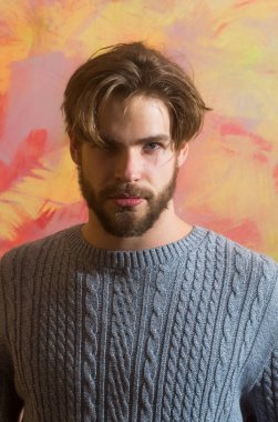 sakal, bıyık ve sarışın saçlı adam