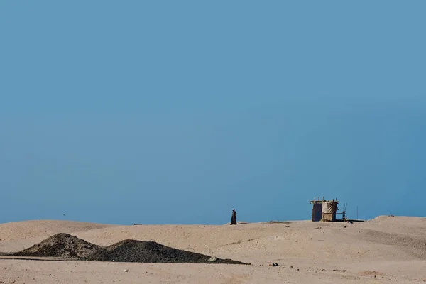 砂漠の遊牧民、ベドウィンのテントの中の砂丘 — ストック写真