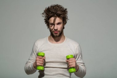 Spor, adam sabah egzersiz, barbell ile saç uncombed