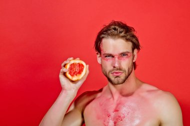 el çökme ile yaratıcı moda makyaj, greyfurt vitamini