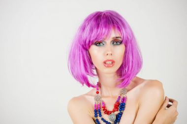 moda model kırmızı dudaklar.