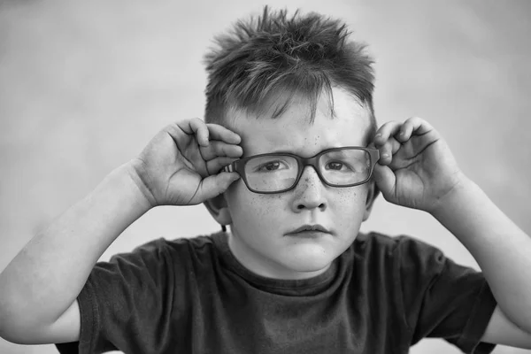 Baby boy in eyeglasses — Stock Photo, Image