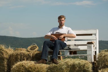 Maço holding çantayı doğal peyzaj