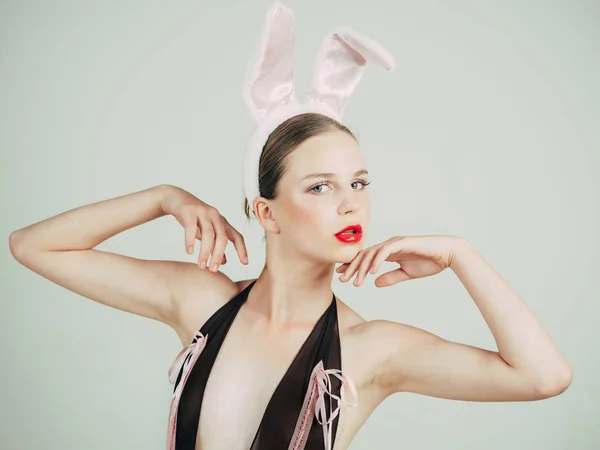 Sexy bunny model — Stockfoto